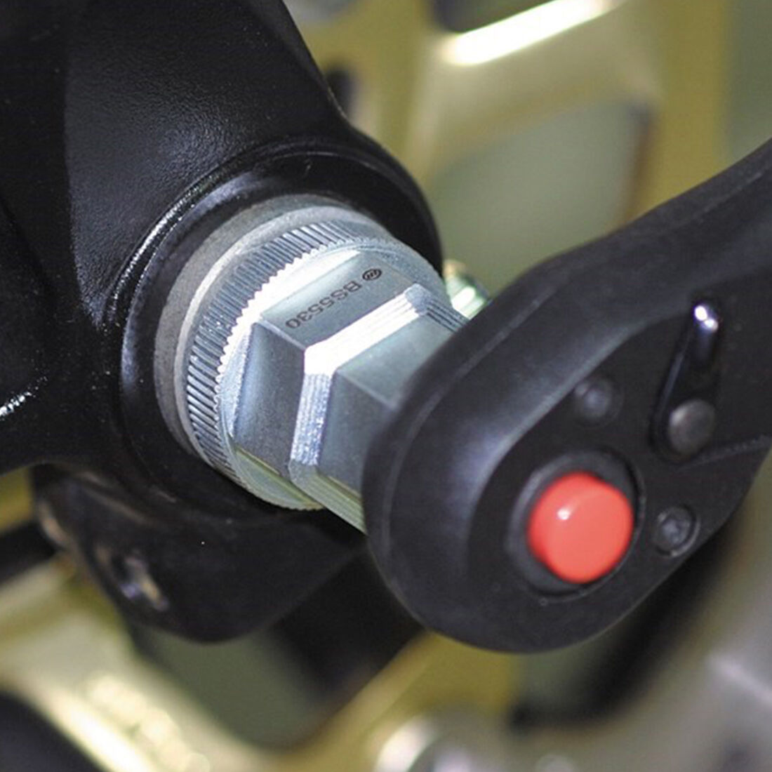 BikeService Front Wheel Spindle Removal Tool, , scanz_hi-res