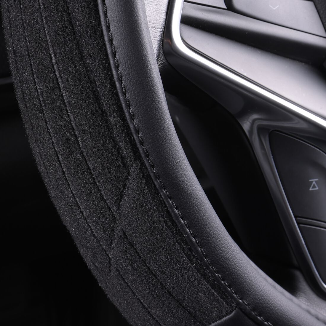 SCA Embossed Leather Look Steering Wheel Cover Black, , scanz_hi-res