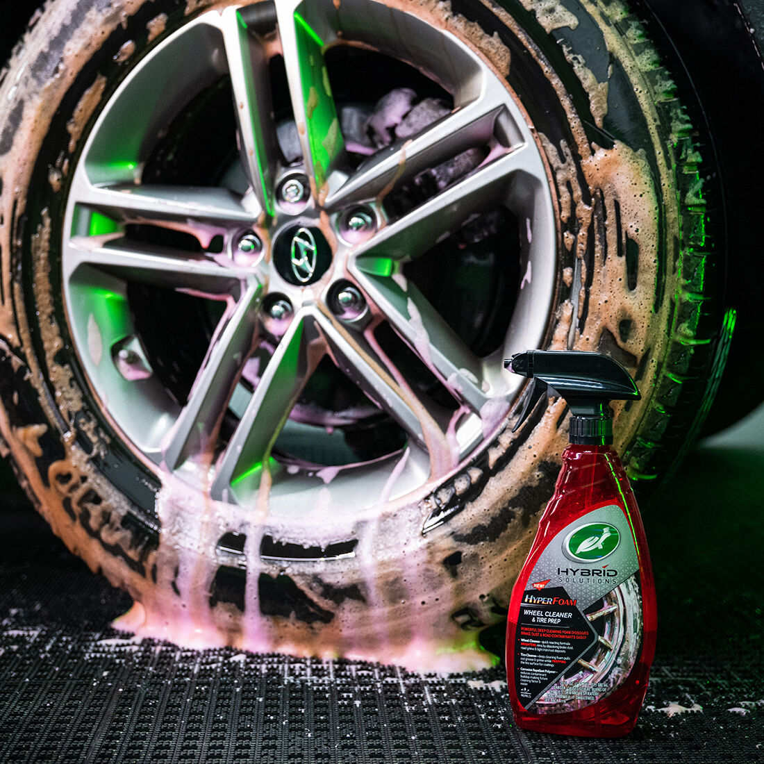 Turtle Wax Hyper Foam Wheel Cleaner & Tyre Prep 680mL, , scanz_hi-res